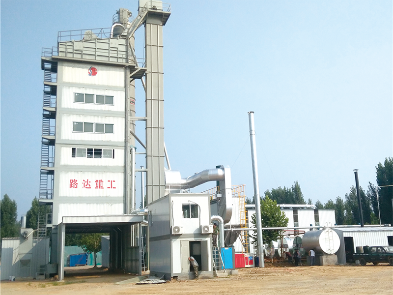 二、2018年10月（yuè）济宁工地hqb3500型沥青搅（jiǎo）拌站